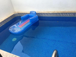 Comfortable Villa in Puebla de Don Rodrigo with Private Pool